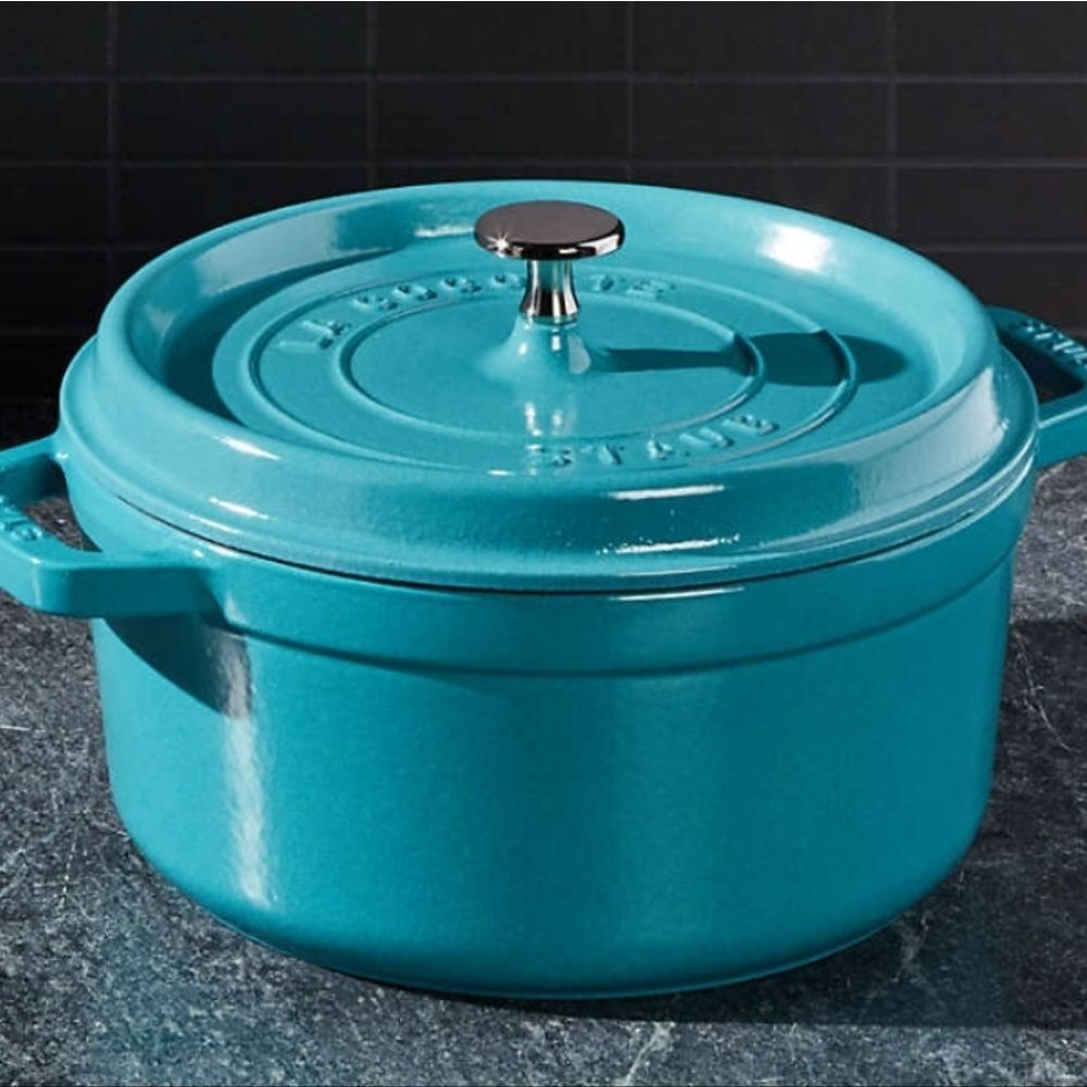 Staub 4QT Cast Iron Enameled Round Cocotte- Turquoise